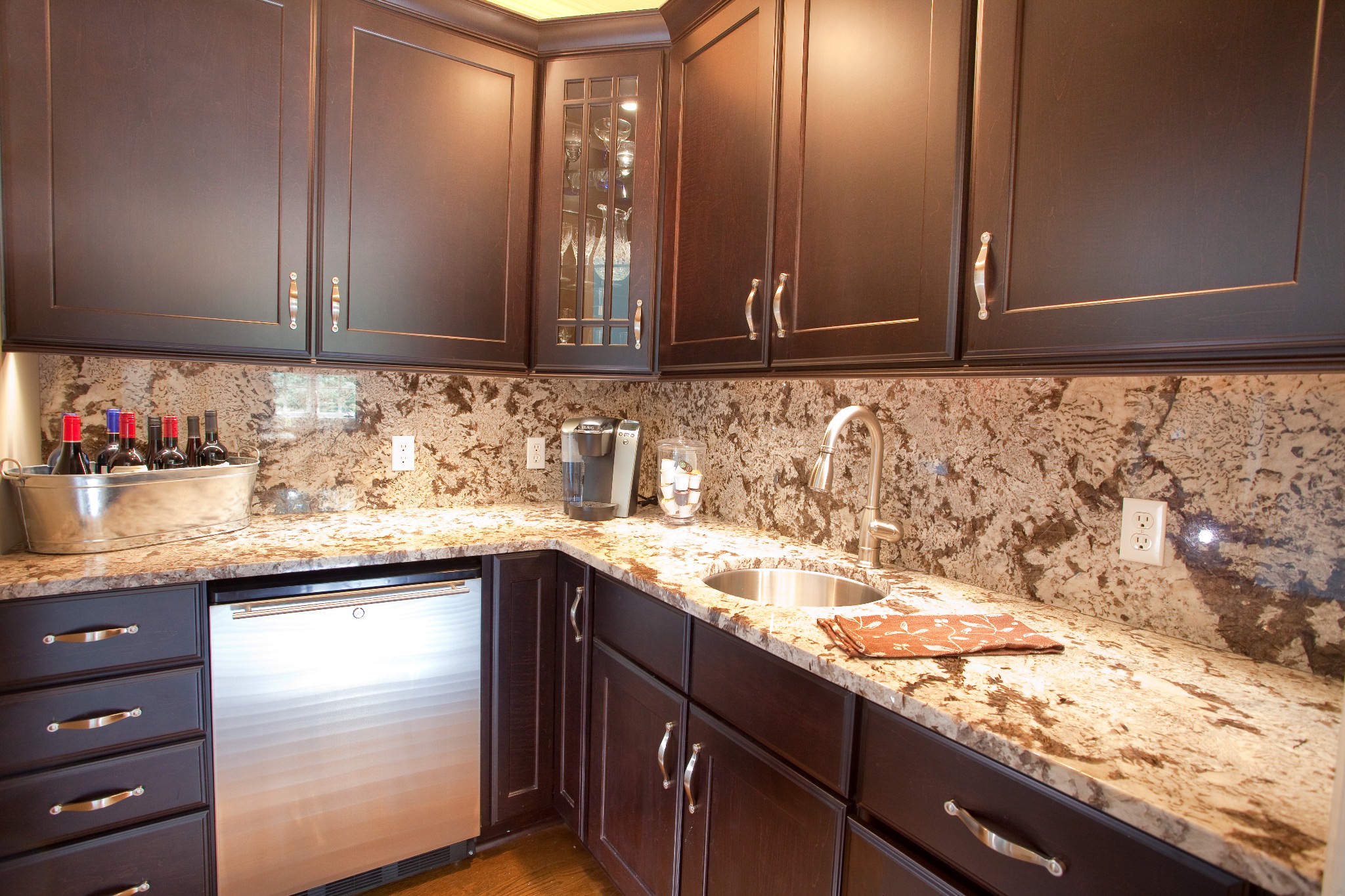 granite kitchen counter designs photo - 5