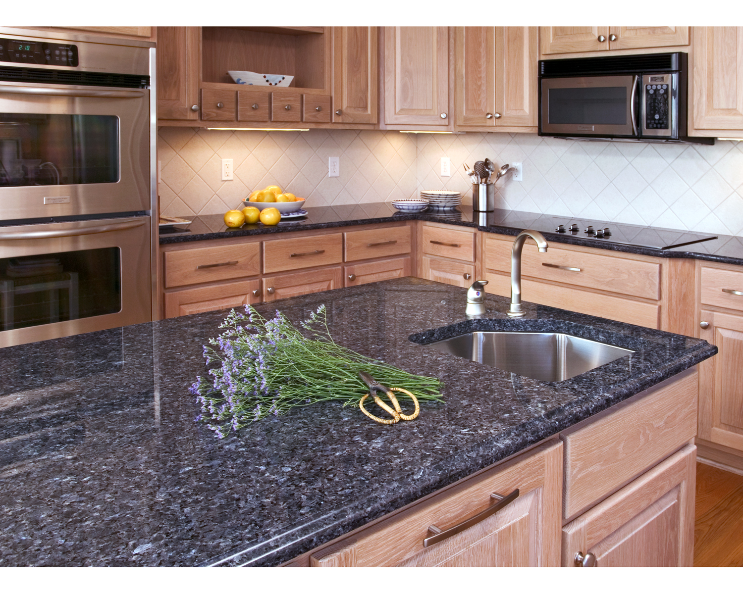 granite kitchen countertops pictures photo - 8