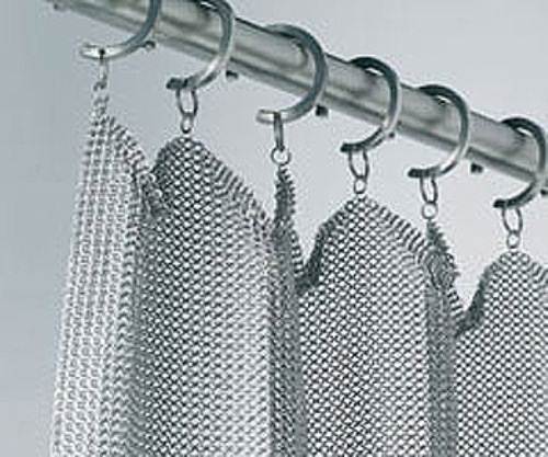 hanging chain room divider photo - 3