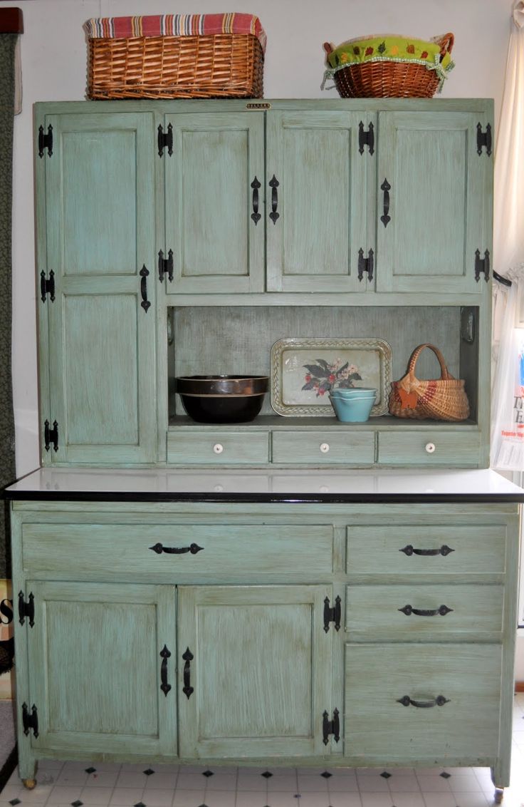 kitchen cabinet hutch ideas photo - 8