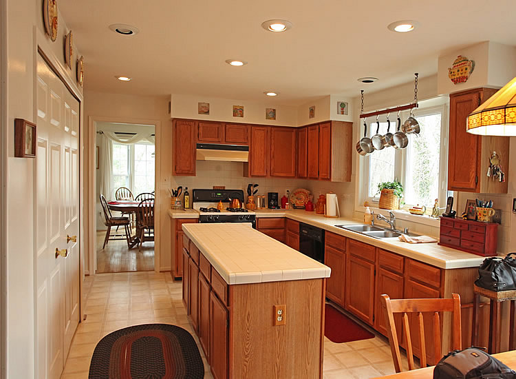 Kitchen soffit ideas Hawk Haven