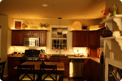 kitchen cabinet topper ideas photo - 3
