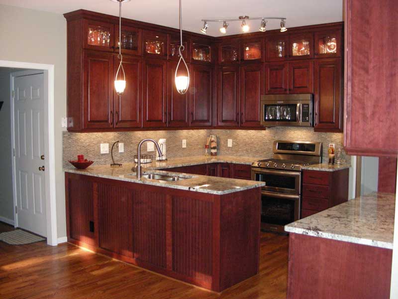 kitchen design ideas with cherry cabinets photo - 2
