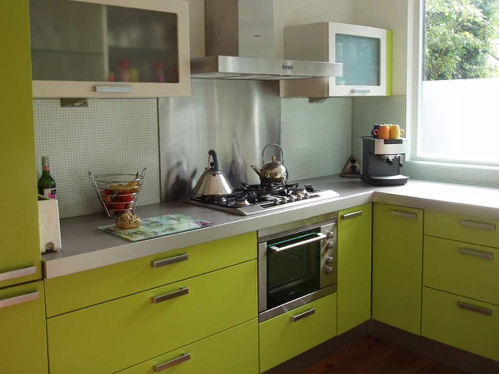 kitchen ideas green cabinets photo - 9
