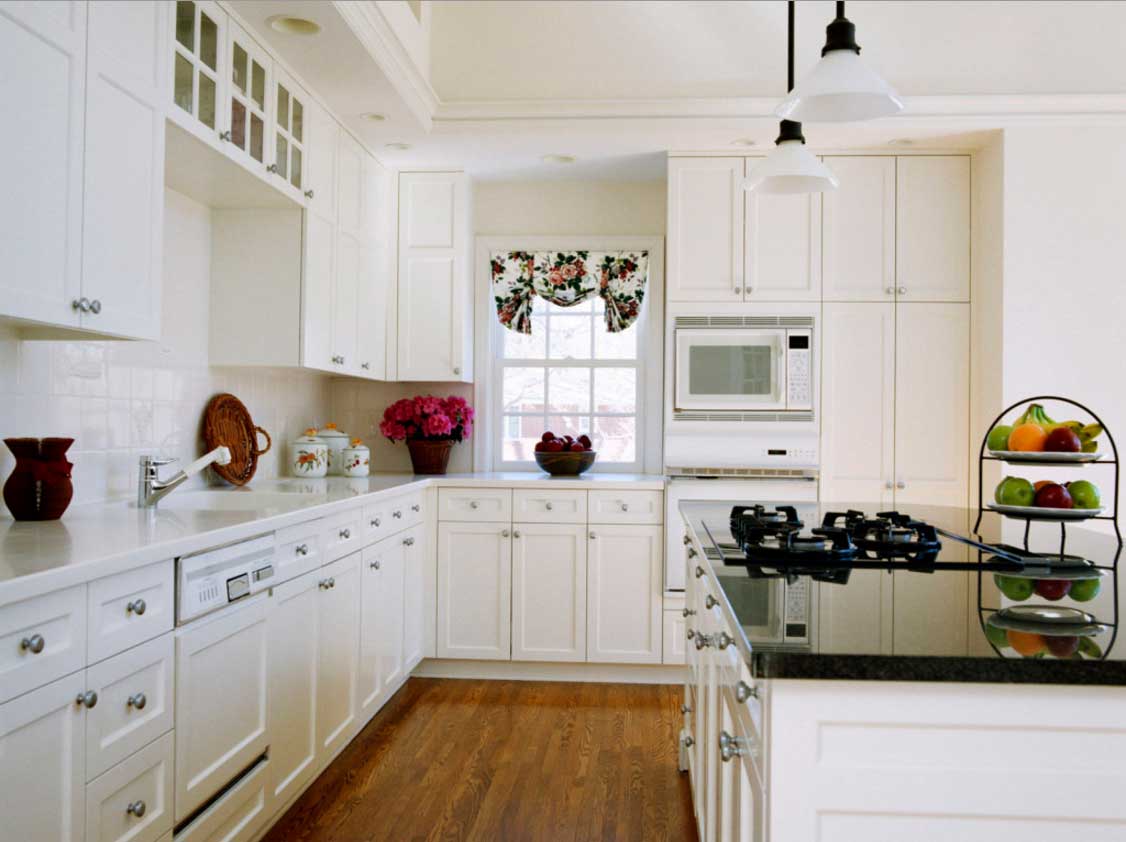kitchen white cabinets decorating ideas photo - 7