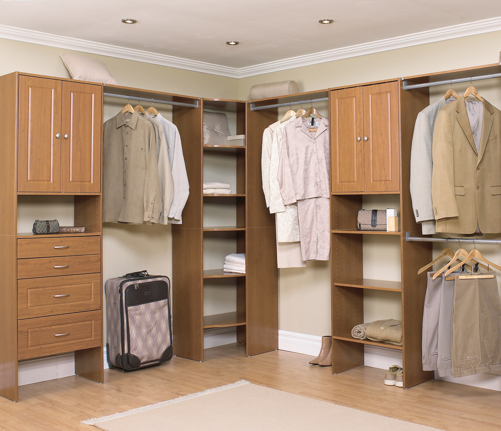 large walk in closet house plans photo - 4