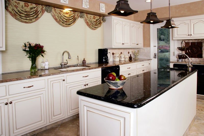 make black kitchen cabinets work photo - 5