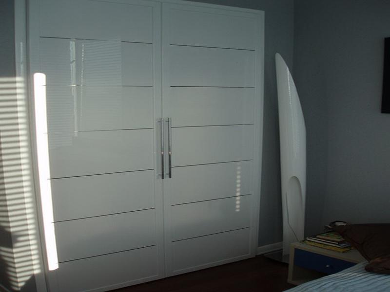 modern closet door designs photo - 9
