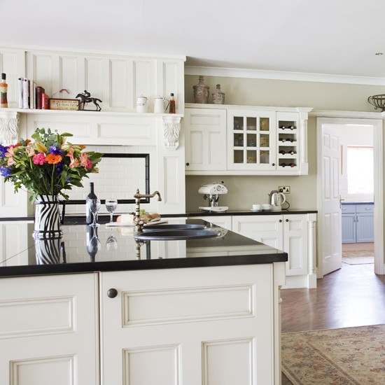 modern country kitchen cabinets photo - 2