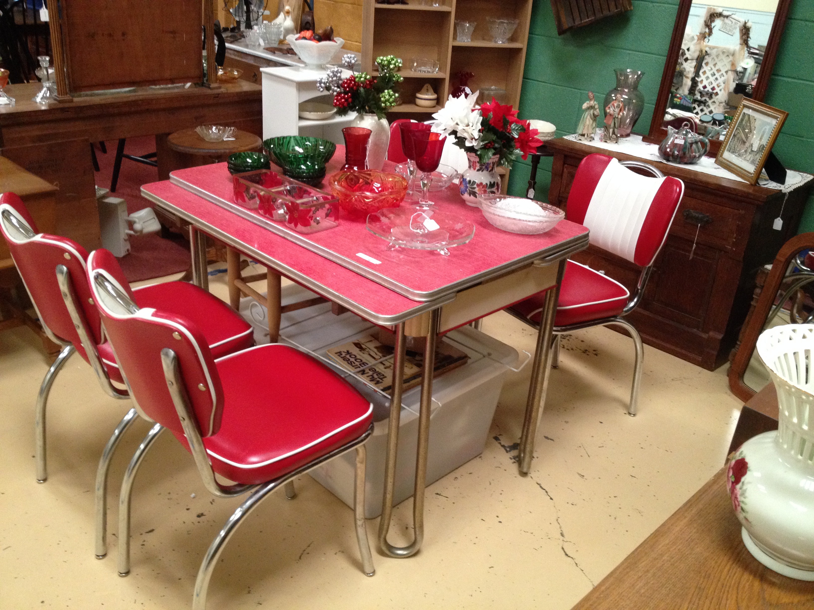 old kitchen table and chairs photo - 10