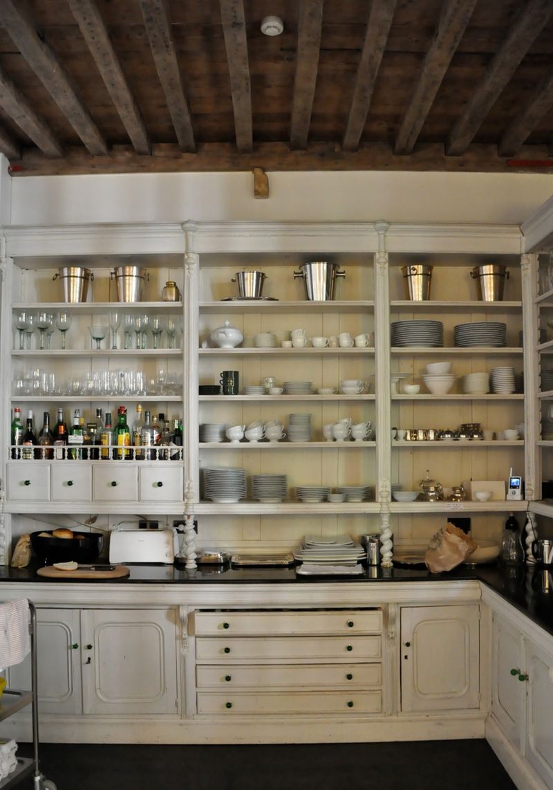 open kitchen pantry photo - 5