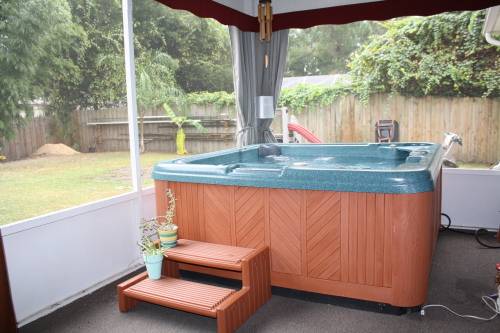 outdoor curtains for hot tub photo - 6