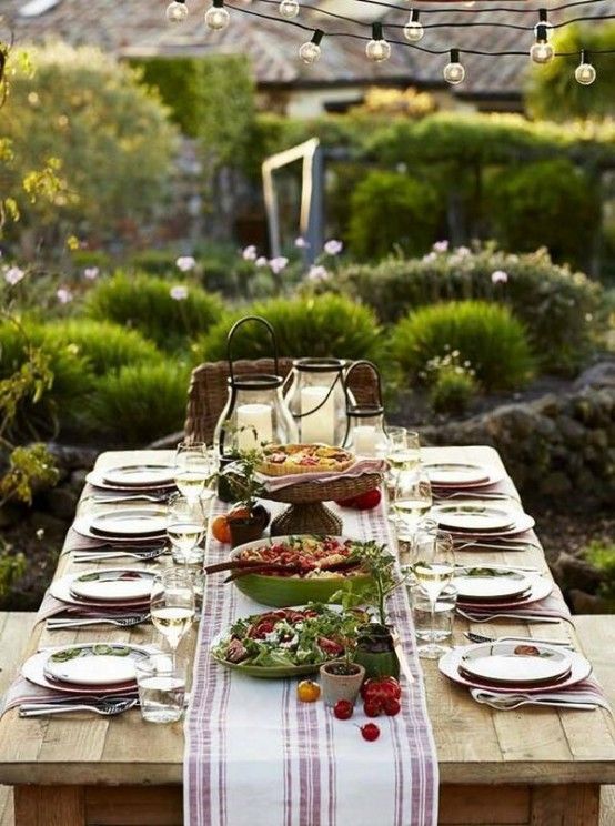 outdoor dining table decorating photo - 4
