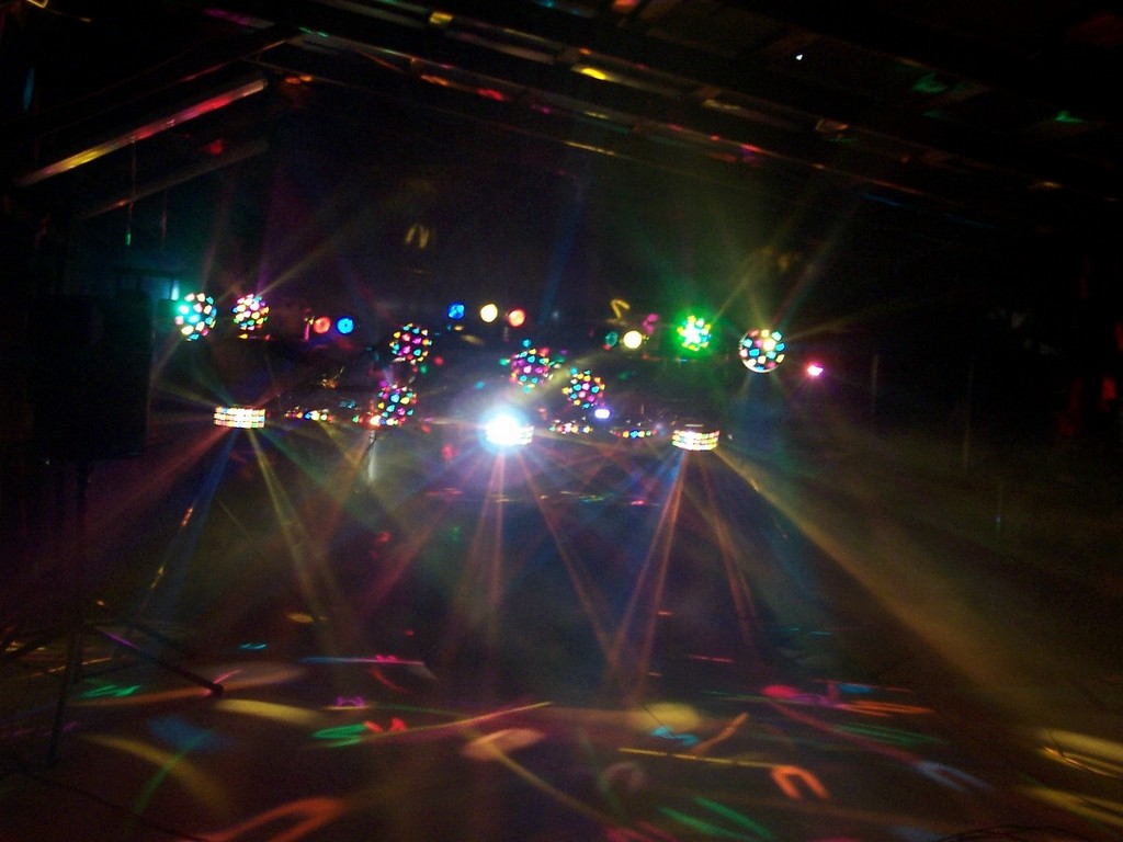 outdoor disco party lights photo - 3