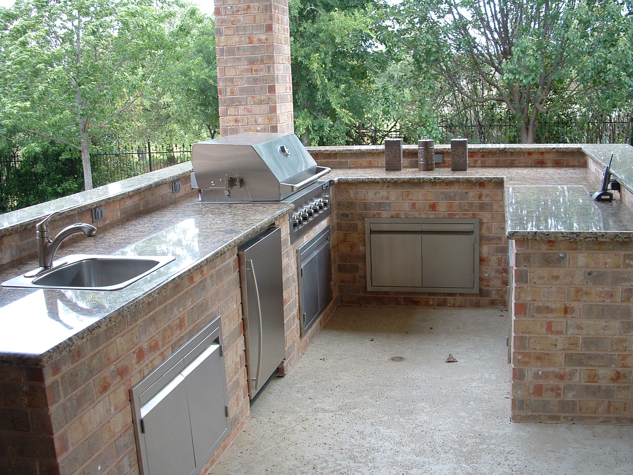 outdoor kitchen granite countertops photo - 4