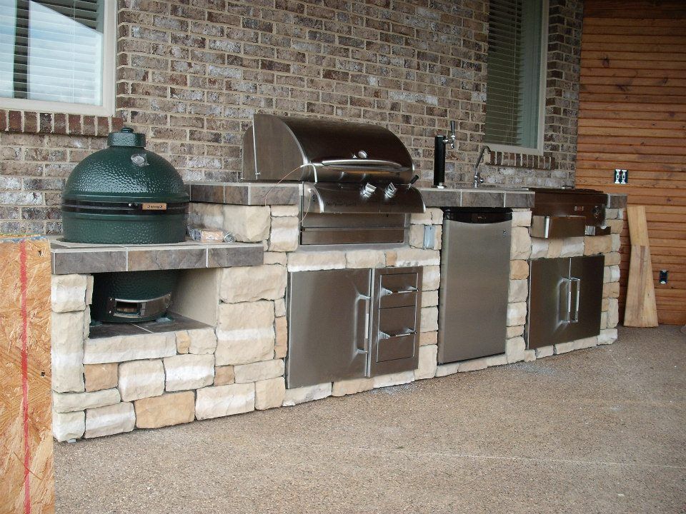 outdoor kitchen grill island photo - 1