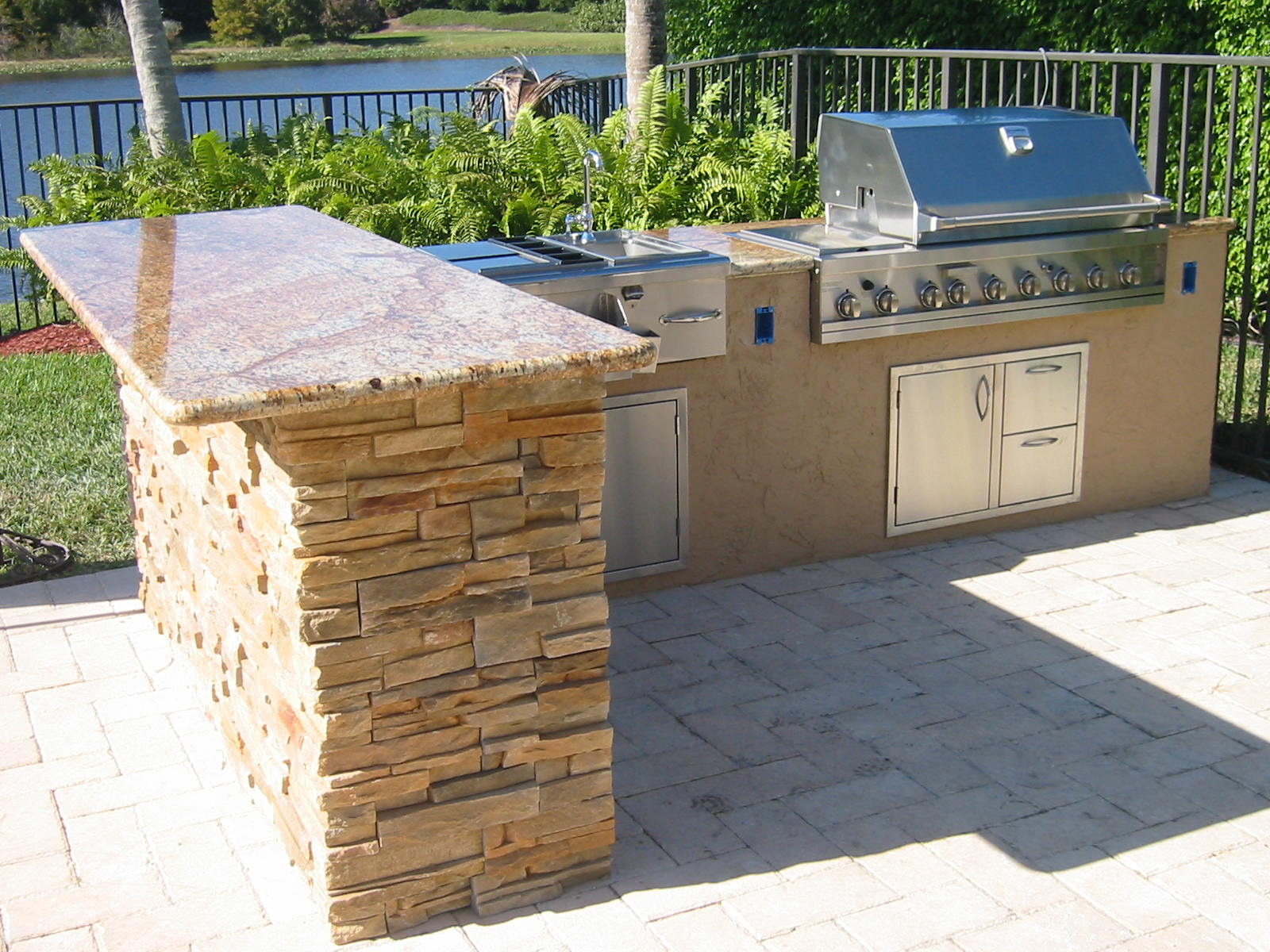 outdoor kitchen grill island photo - 6