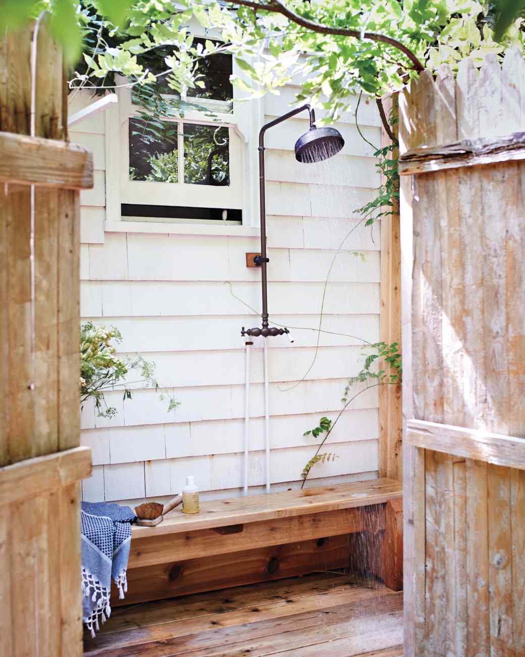 outdoor shower bench photo - 10