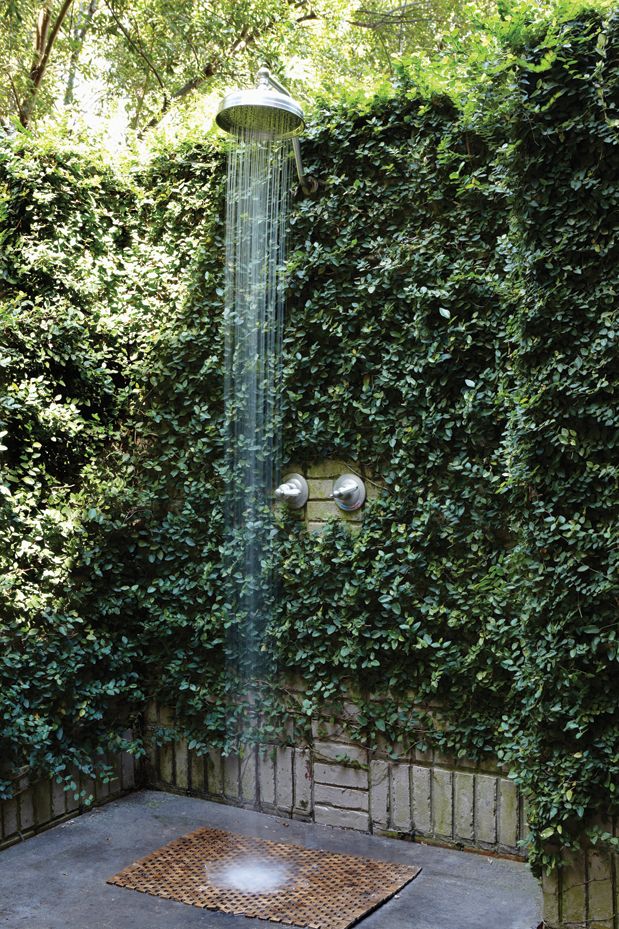 outdoor shower landscaping photo - 1