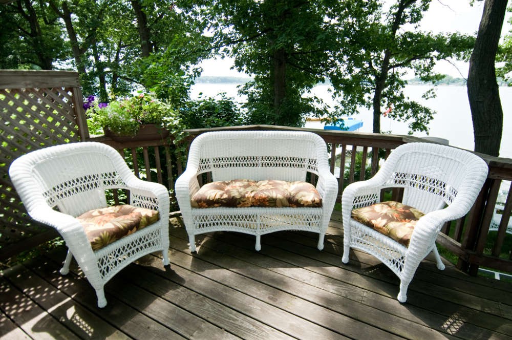 outdoor wicker furniture for small spaces photo - 2