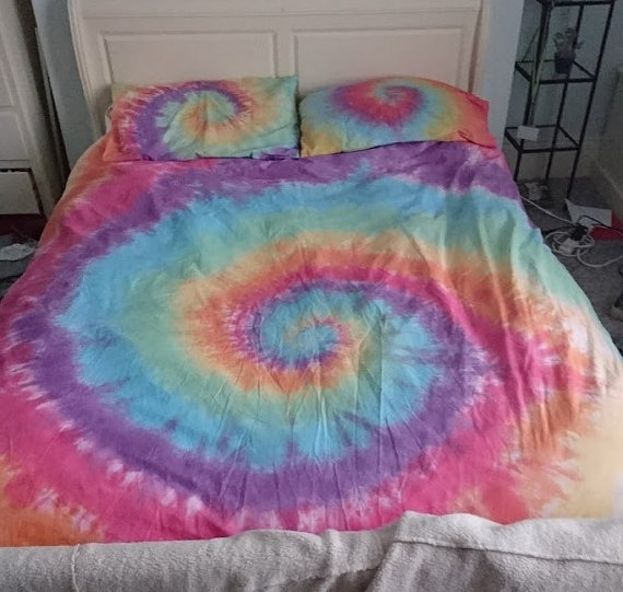 rainbow tie dye bedding photo - 5
