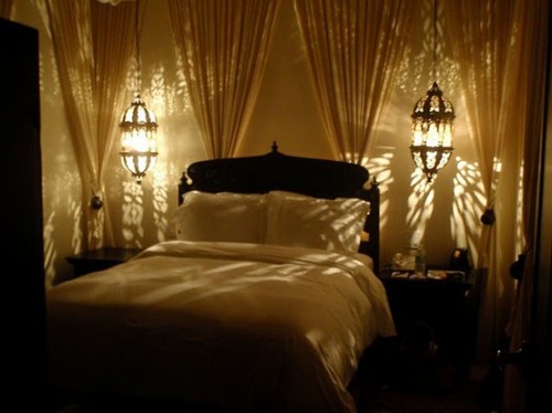 romantic bedroom lamp photo - 3