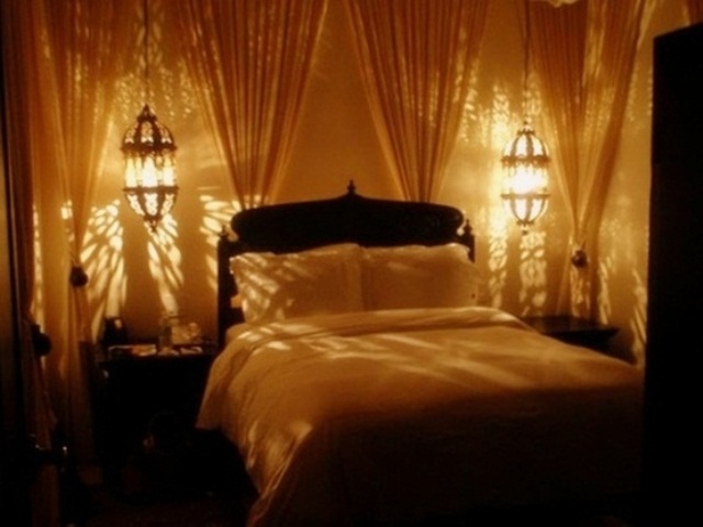 romantic bedroom lamp photo - 5
