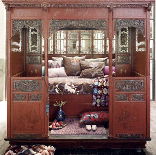 traditional asian bedroom furniture photo - 8