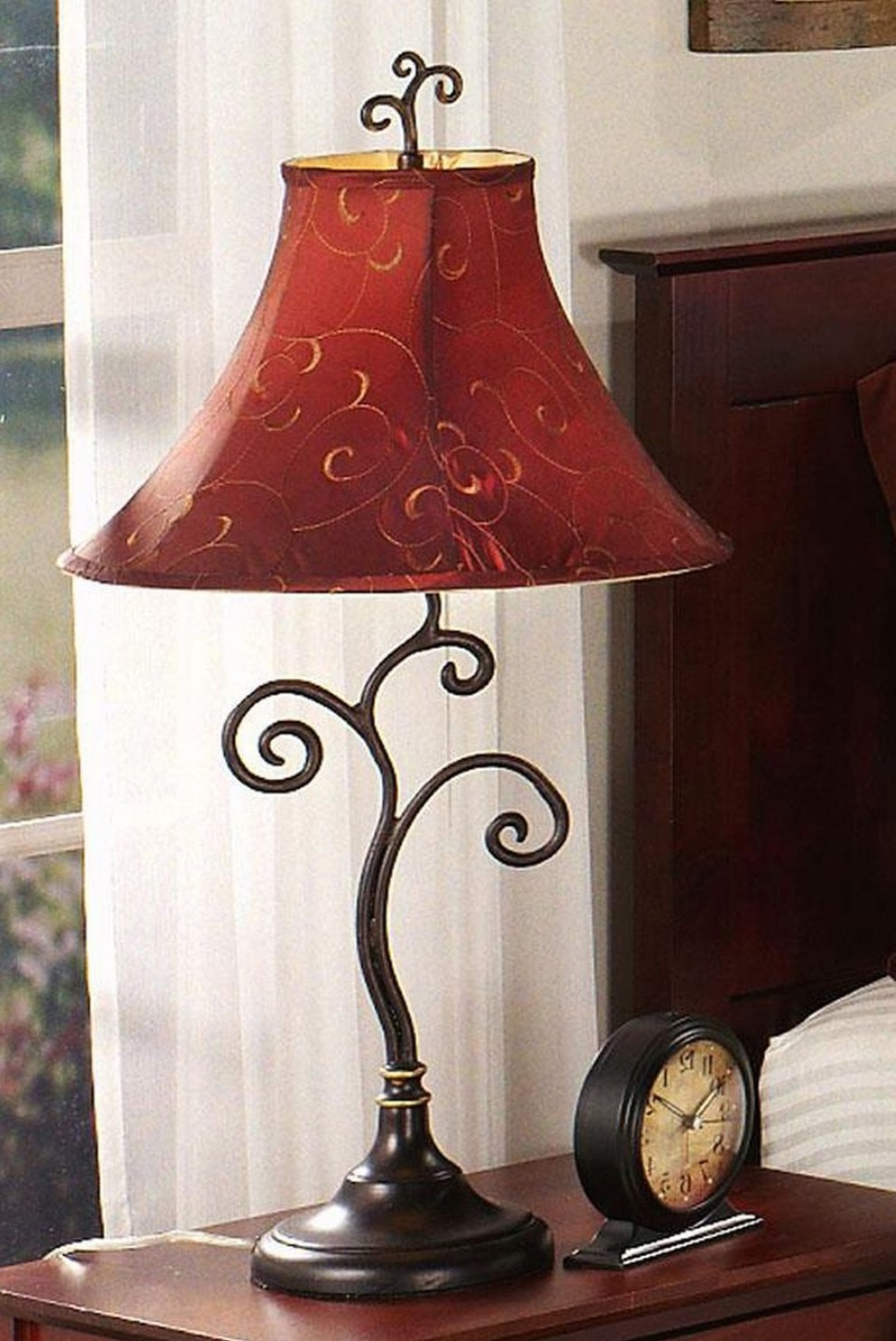 traditional bedroom lamps photo - 1