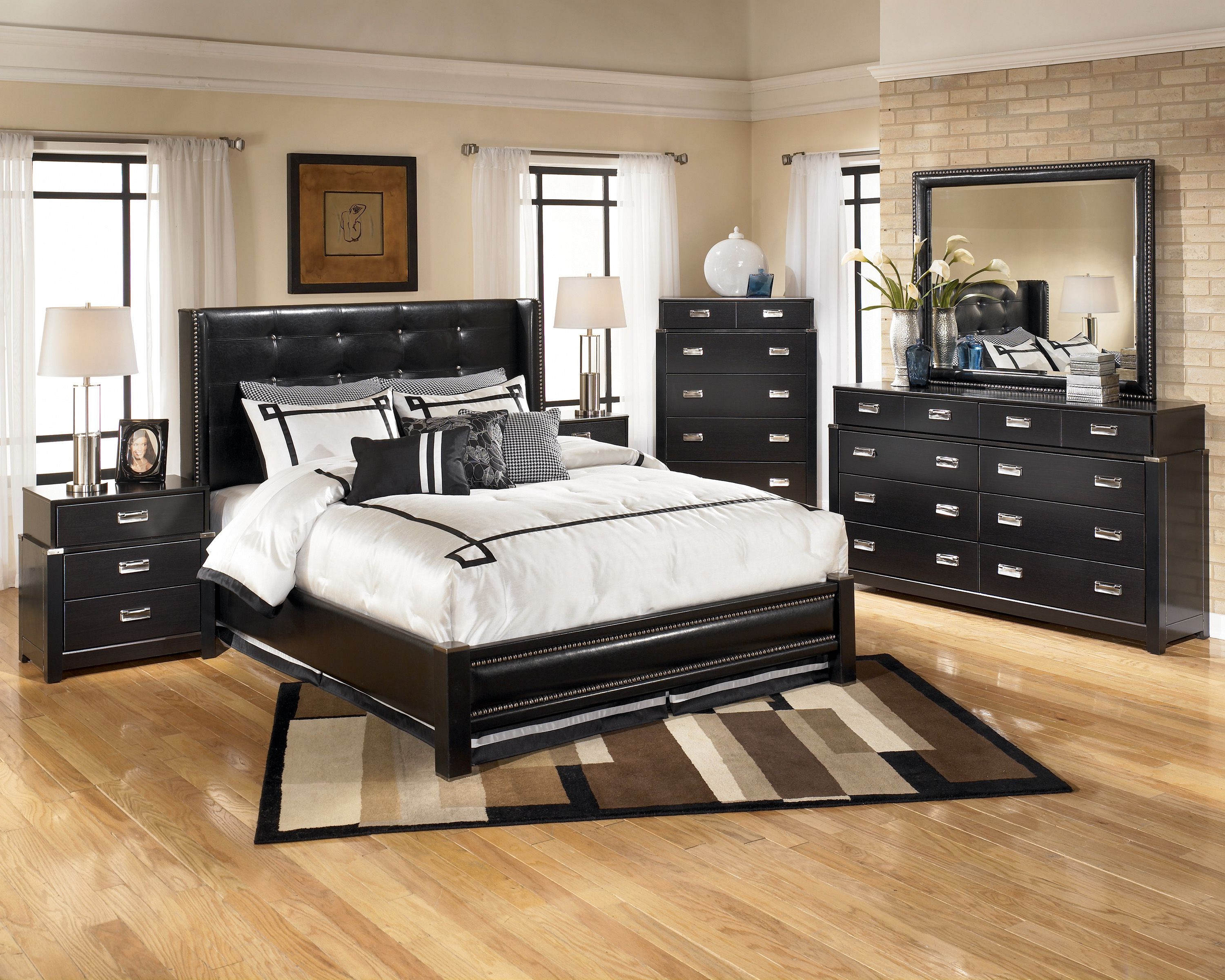 traditional quality bedroom furniture photo - 4