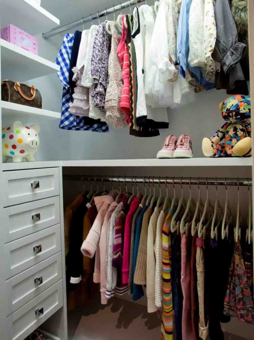 walk in closet designs for teenagers photo - 9