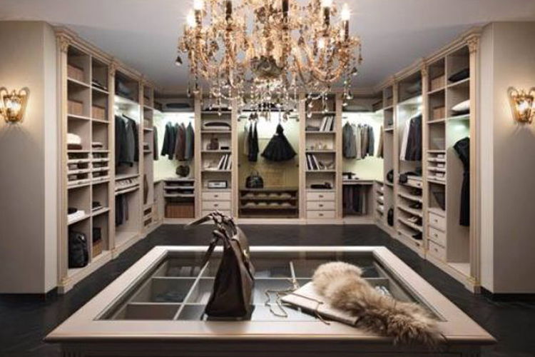 walk in closet luxury design photo - 4