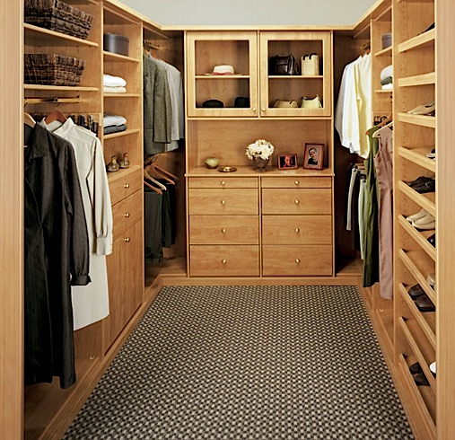 walk in closets by design photo - 3