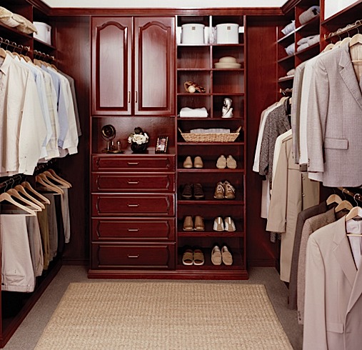 walk in closets by design photo - 9