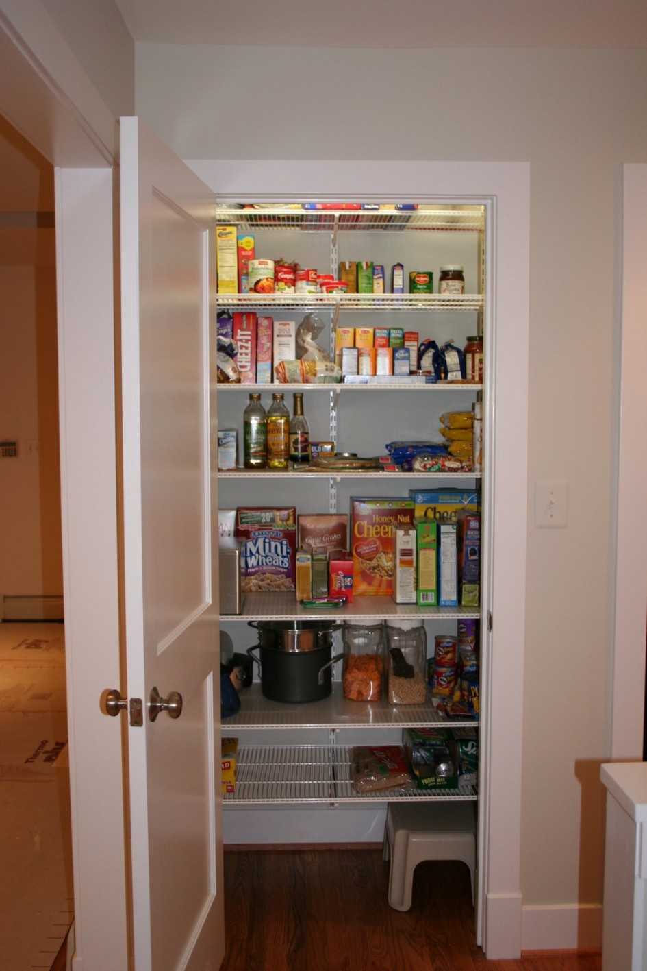 walk in pantry shelving systems photo - 1