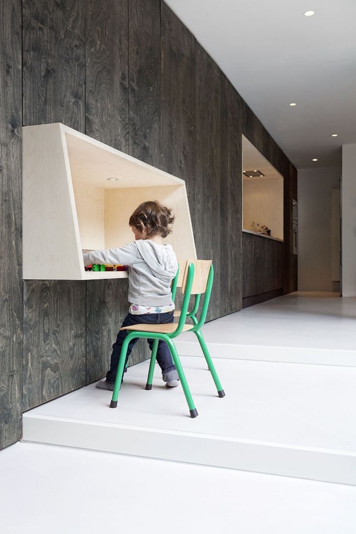 wall mounted desks for kids photo - 3