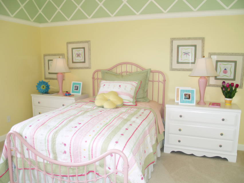 yellow bedroom furniture for girls photo - 9